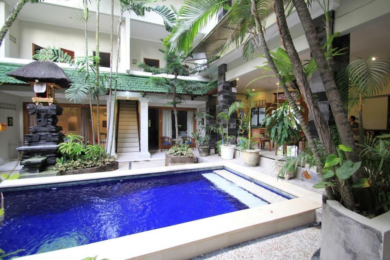 Sus Beach Cottages 1 Legian BALI Exterior photo